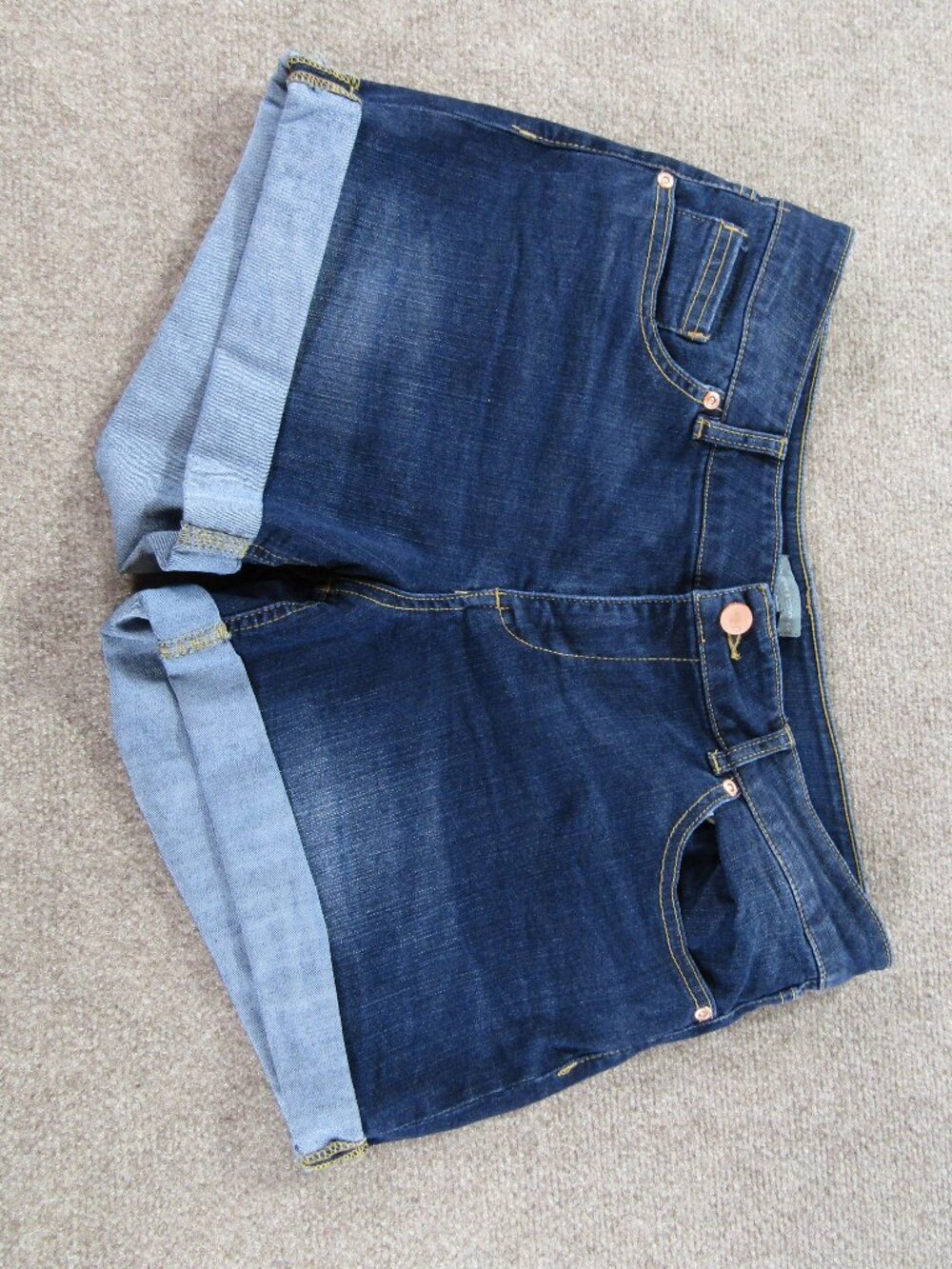New York & Company Shorts Women's 13 Blue Denim Jean Boyfriend Cuffed 100351